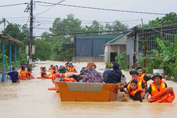 Phòng, chống thiên tai trong dịch bệnh trên địa bàn Hồ Chí Minh, nhiệm vụ của Bộ Tư lệnh và Công an Thành phố là gì?