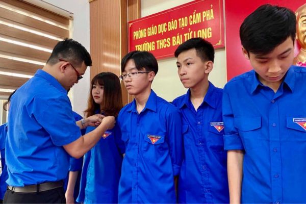 Học lực trung bình có thể làm Bí thư đoàn trường không?