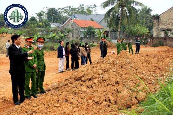 Các hành vi vi phạm pháp luật về đất đai khi thi hành công vụ thu hồi đất, bồi thường, hỗ trợ, tái định cư được quy định như thế nào? 