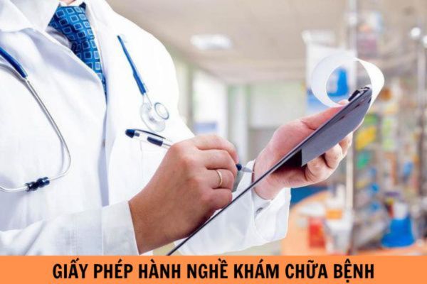 Thời gian thực hành chuyên môn để được cấp giấy phép hành nghề khám chữa bệnh từ năm 2024 là bao lâu?