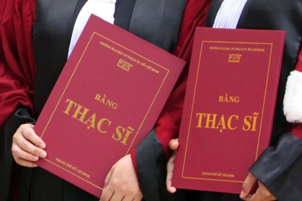 Đang học cử nhân đại học có được đăng ký học trước một số học phần của chương trình đào tạo thạc sĩ không?