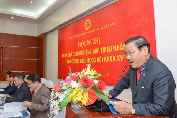 Những ai nằm trong Đoàn Chủ tịch Ủy ban toàn quốc Liên hiệp các Hội Văn học nghệ thuật Việt Nam?