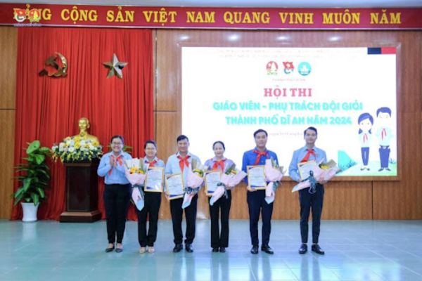 Ban thư ký hội thi tổng phụ trách Đội giỏi được quy định như thế nào?