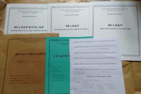 Hồ sơ đăng ký dự tuyển của công chức Tòa án được giới thiệu đi đào tạo, bồi dưỡng gồm những gì?