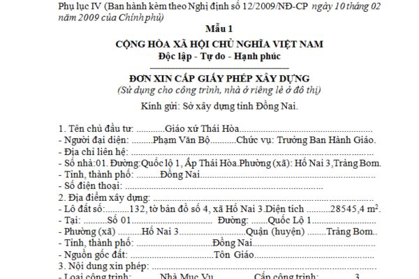 Hồ sơ đề nghị cấp giấy phép xây dựng theo giai đoạn đối với công trình không theo tuyến được quy định như thế nào?