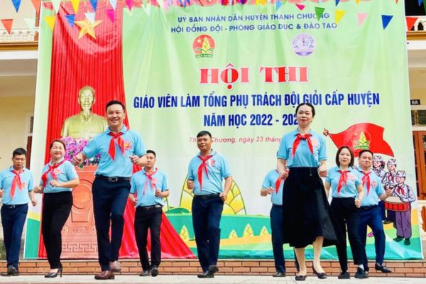 Thành phần ban tổ chức hội thi tổng phụ trách Đội giỏi cấp huyện, cấp tỉnh được quy định như thế nào?