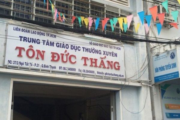 Tiêu chuẩn của Giám đốc Trung tâm giáo dục thường xuyên được quy định như thế nào?