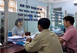 Kinh phí duy trì và phát triển các hoạt động cung cấp thông tin và dịch vụ công trực tuyến hiện nay được lấy từ nguồn nào?